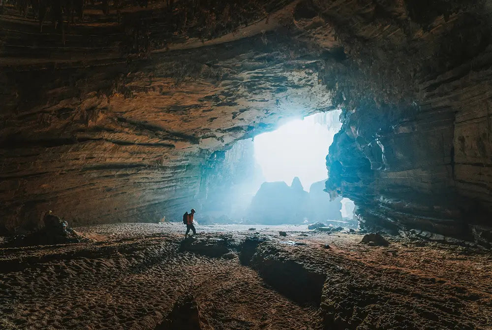 Son Doong - World's Largest Cave - Dipo Store